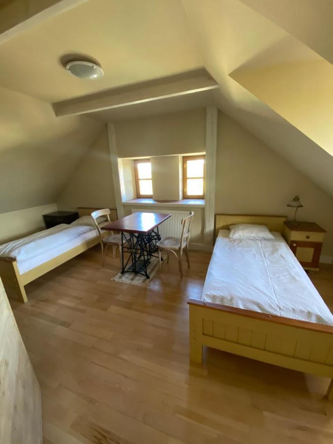 Apartman Na Statku Miskovice  ภายนอก รูปภาพ